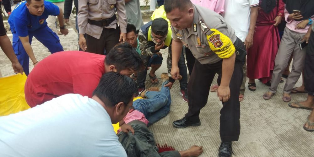 Kecelakaan Maut yang menewaskan pengendara sepedanya motor. 