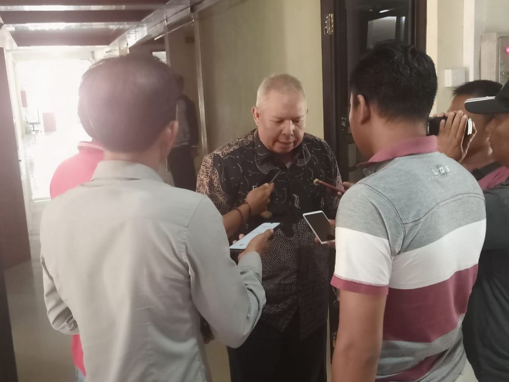 Safrial diwawancara media