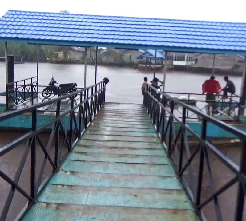 Hallte Air di  kecamatan Betara.