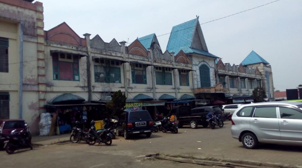 Pasar Keramat Tinggi.