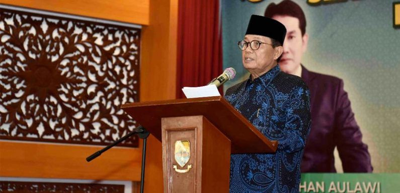 Gubernur Jambi, Dr Drs H Fachrori Umar, M Hum