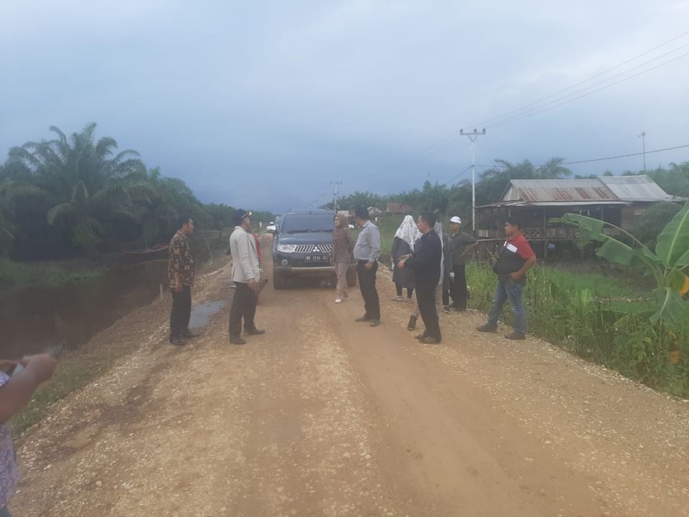 Dewan Muarojambi Dapil II melakukan evaluasi ke lapangan.