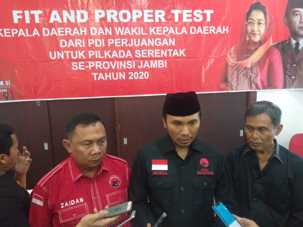 Ketua DPIP  Jambi Edi Purwanto