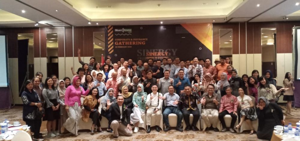 Rumah sakit Siloam  Jambi  mengadakan Corporate dan Insurance Gathering (pertemuan perusahaan dan asuransi ), dengan tema  sinergy  Growing to excellence (Bersinergi Tumbuh Menuju Keunggulan), di Hotel Aston Jambi, Sabtu(22/2).