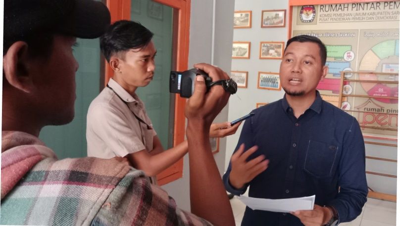 Devisi Parmas dan SDM KPU Kabupaten Sarolangun, Ibrahim SE MSi