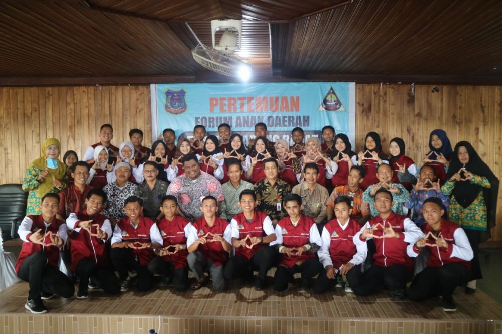 Foto bersama usai pelantikan