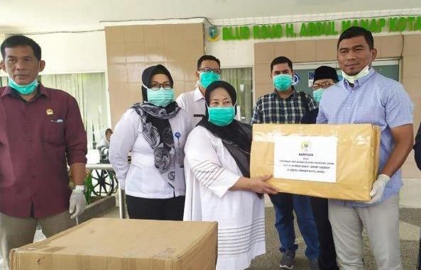 Wakil Ketua Salurkan bantuan