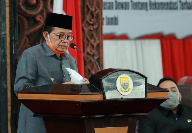 Gubernur Jambi Fachrori Umar