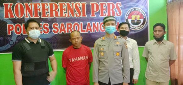 Kapolres Sarolangun, AKBP Deny Heryanto SIK MSi didampingi Kasat Reskrim, IPTU Bagus Faria SIK  