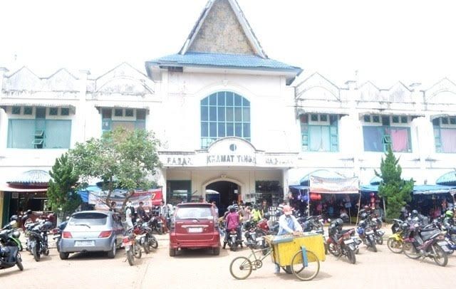 Pasar Keramat Tinggi.