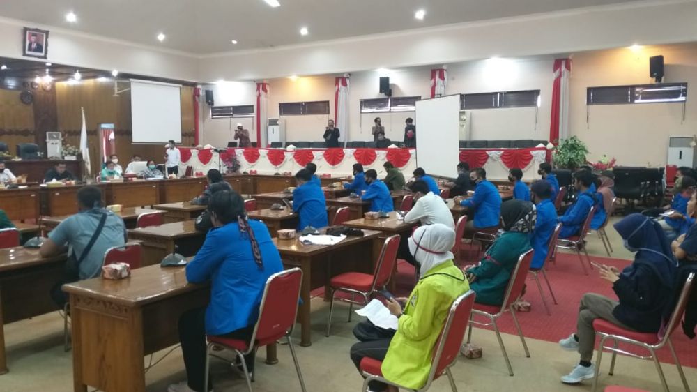 Aksi mahasiswa tanjabarat