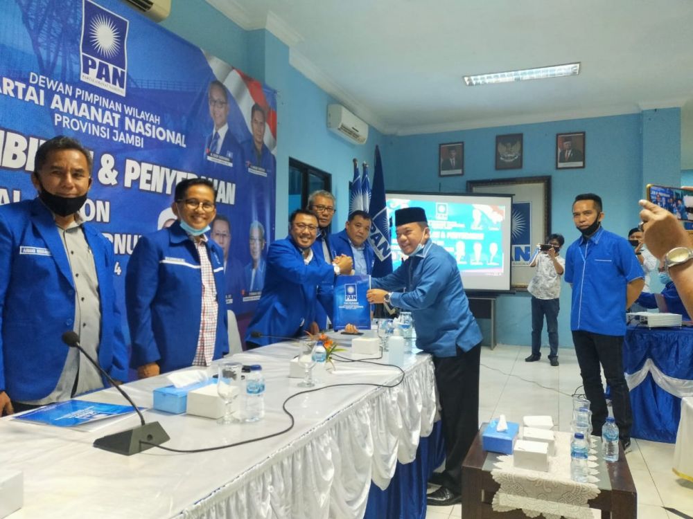 AL Haris Mengembalikan Formulir ke PAN