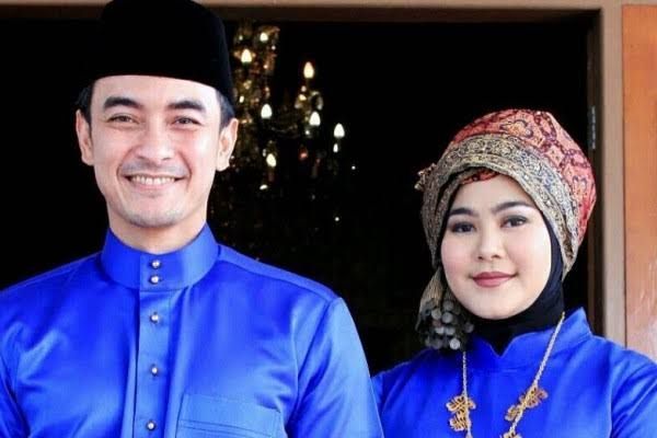 Zumi zola dan istri