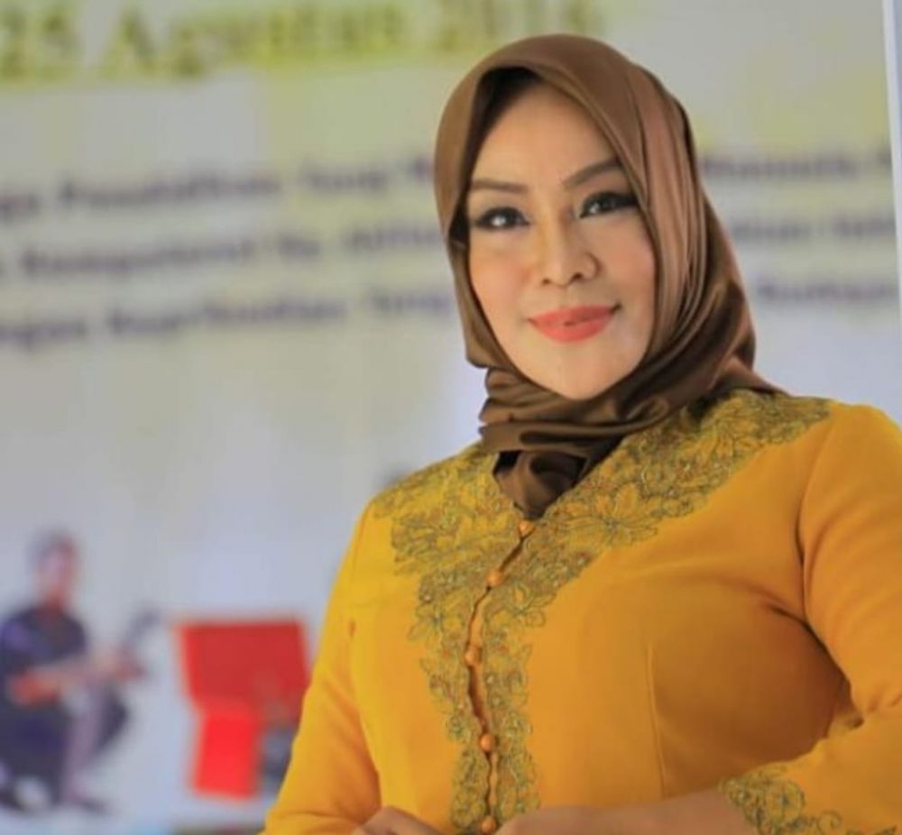 Ramayani, M.Pd Kepala SMKN 5 Tebo
