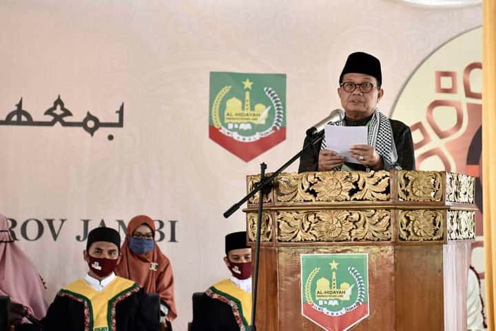 Gubernur Jambi Fachrori Umar.