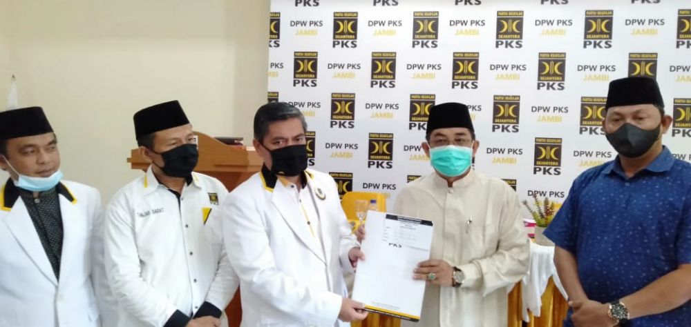 Anwar Sadat menerima dukungan PKS
