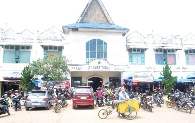 Pasar keramat tinggi