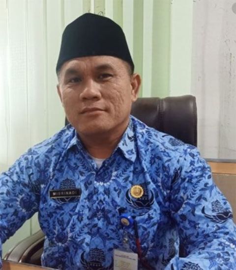 Kabid SMA Disdik Provinsi Jambi Misrinadi 