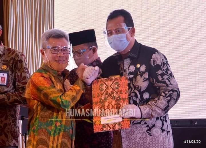 Wakil Bupati Muaro Jambi, Bambang Bayu Suseno SP MM, saat menghadiri kegiatan Rapat Koordinasi Perbaikan Tata Kelola Aset PT. PLN (Persero) dan Pemerintah Daerah Provinsi Jambi.
