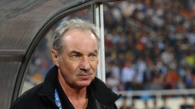Alfred Riedl