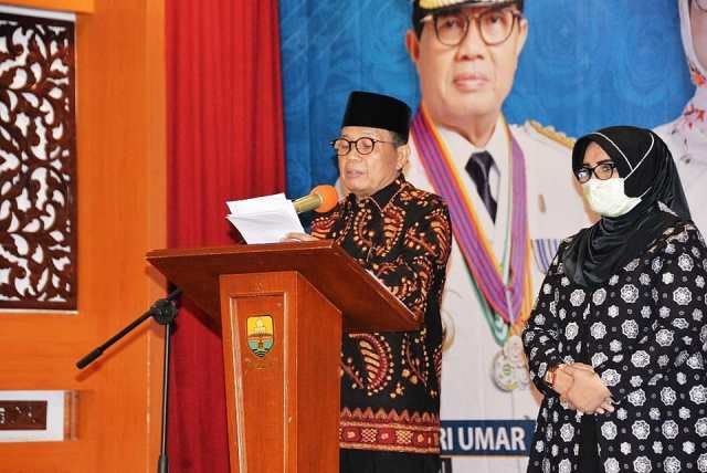 Gubernur Jambi Fachrori Umar