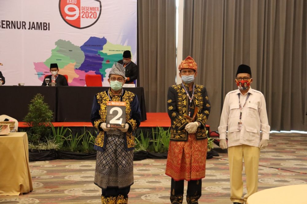 Pasangan Calon (Paslon) Gubernur dan Calon Wakil Gubernur Jambi Fachrori Umar dan Syafril Nursal telah mengambil nomor urut 2