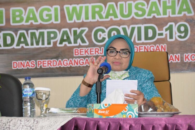Ketua Tim Penggerak Pemberdayaan dan Kesejahteraan Keluarga (TP PKK) Provinsi Jambi, Hj.Rahima Fachrori 