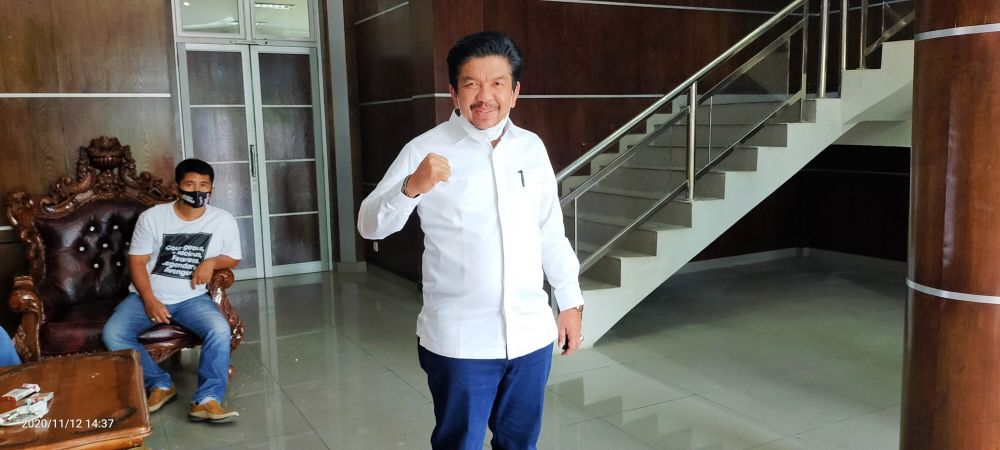 Ketua DPRD Sarolangun, Tontawi Jauhari 