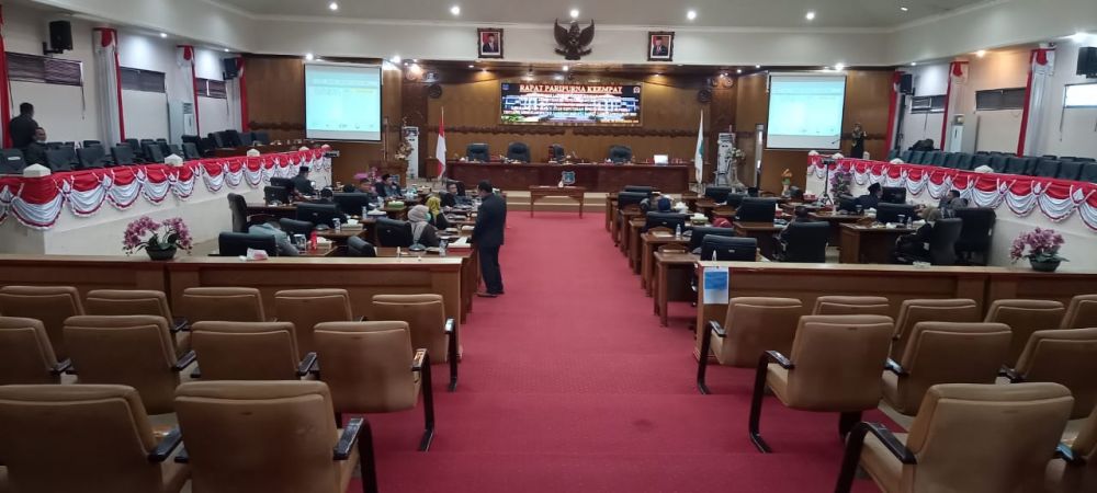 Ruang rapat paripurna DPRD Tanjabar