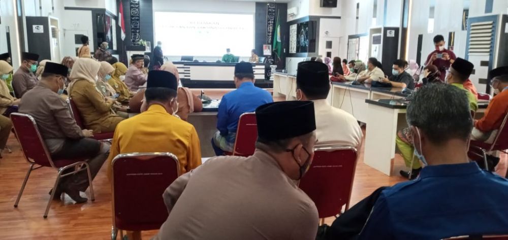 Rapat persiapan pelaksanaan suntik vaksin covid 19