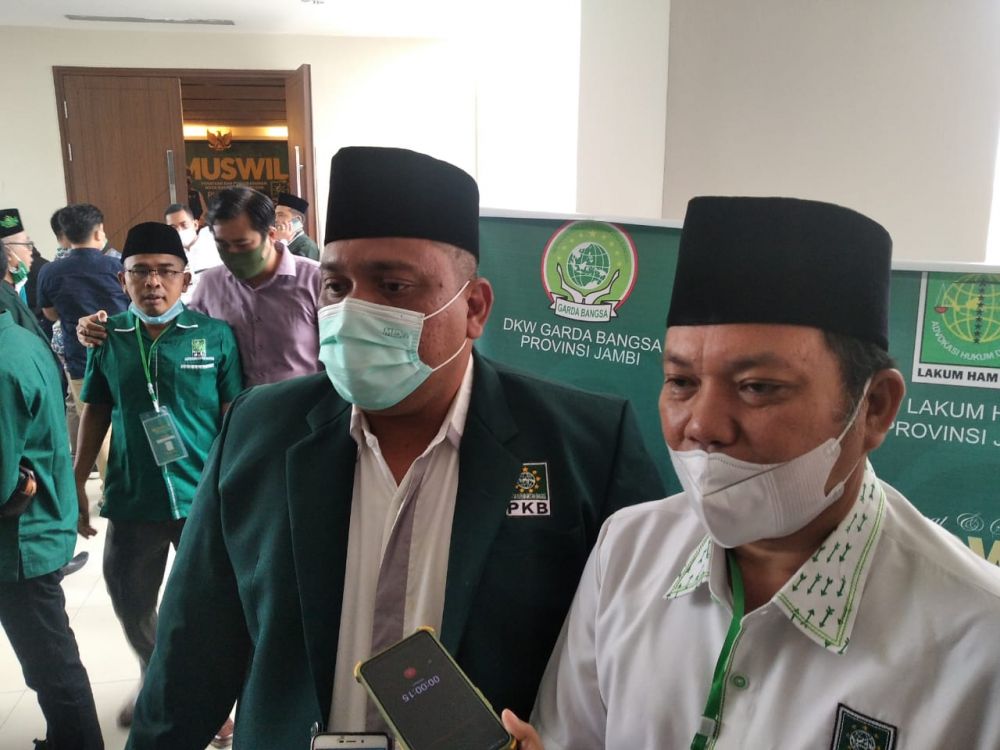 Al Farabi
