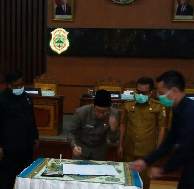 Penandatanganan berita acara