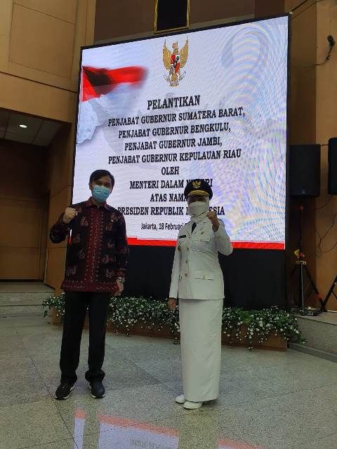 Ketua DPRD Provinsi Jambi Edi Purwanto saat menghadiri Pj Gubernur Jambi di kantor kementerian dalam negeri. 