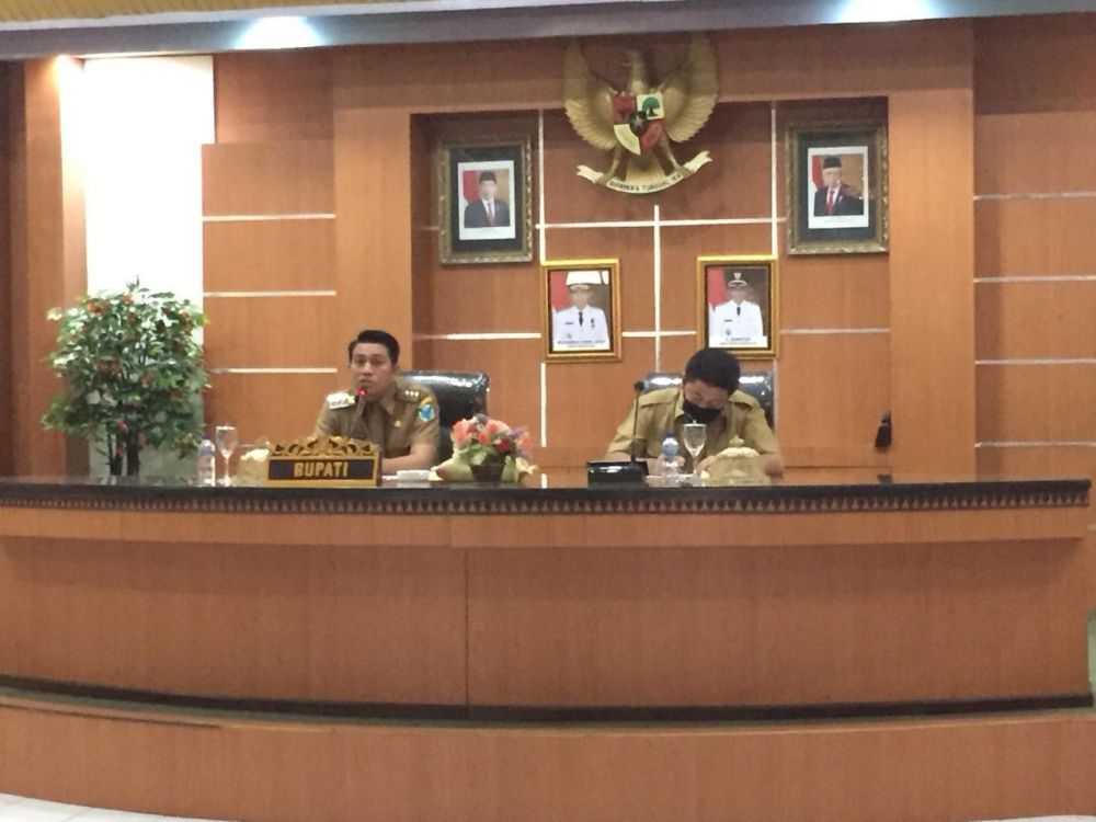Bupati Batanghari M Fadhil Arif memangil Lurah dan Camat di Batanghari.