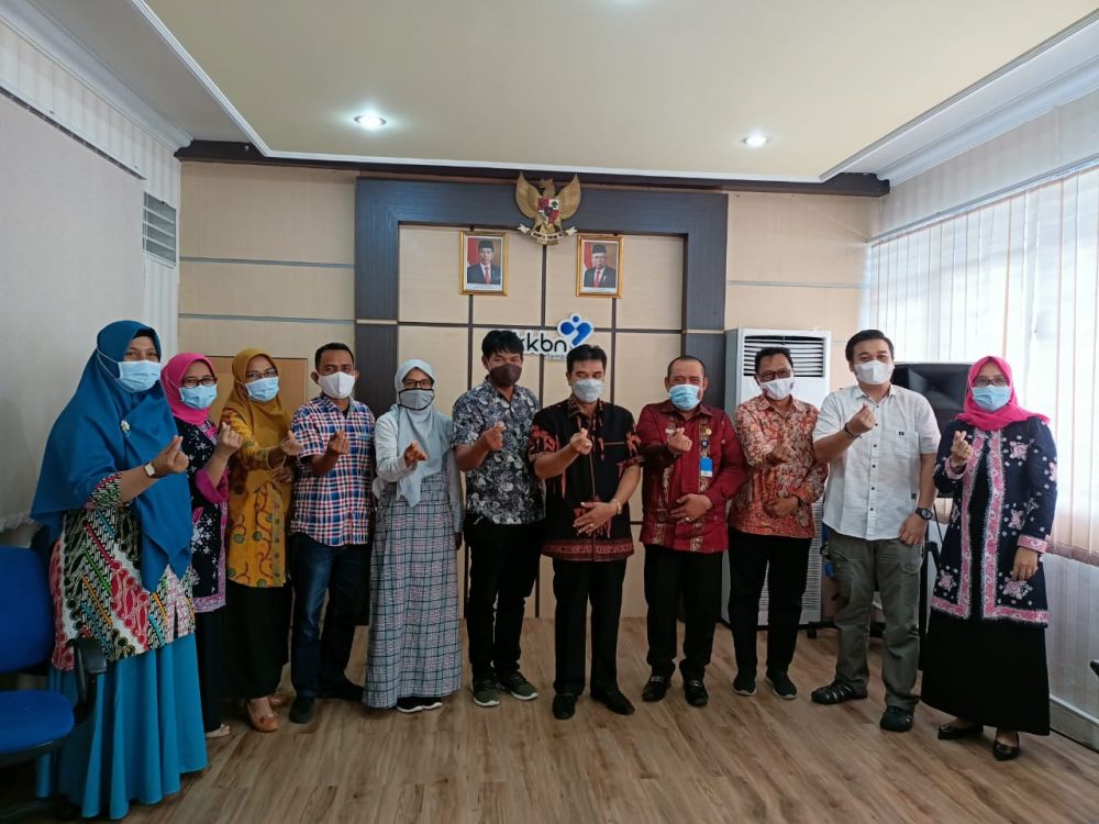 Pengurus SMSI Jambi Foto bersama SAH