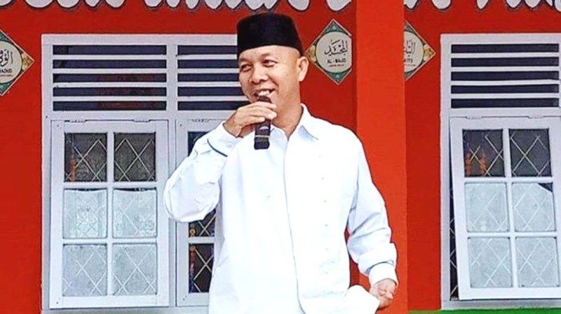 Kadisdik Sarolangun Helmi MH 
