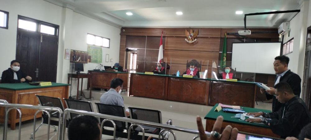 Suasana sidang kasus Iday