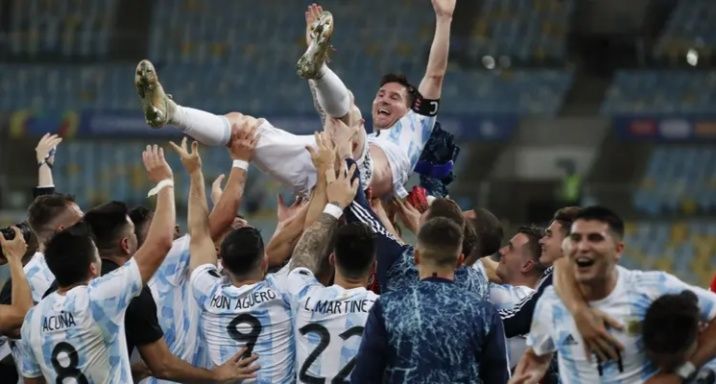 Lionel Messi memboyong hampir semua gelar di Copa America 2021. 