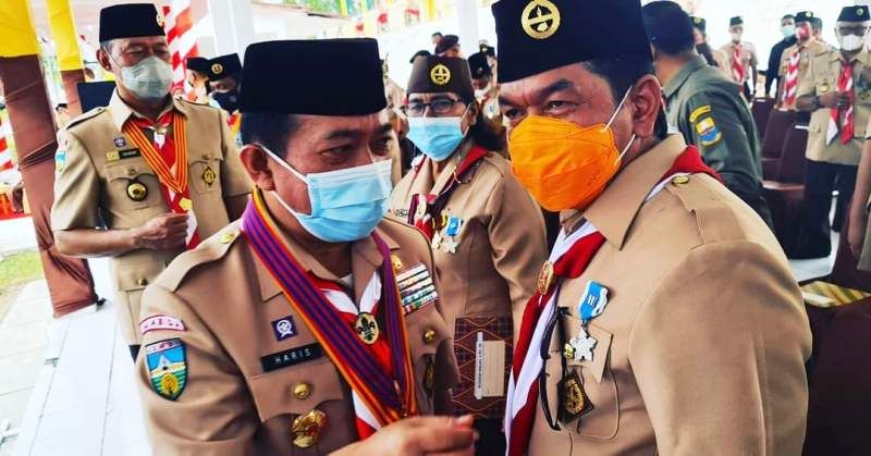 Tontawi Jauhari Terima Penghargaan Lencana Pancawarsa III dari Gubernur Jambi