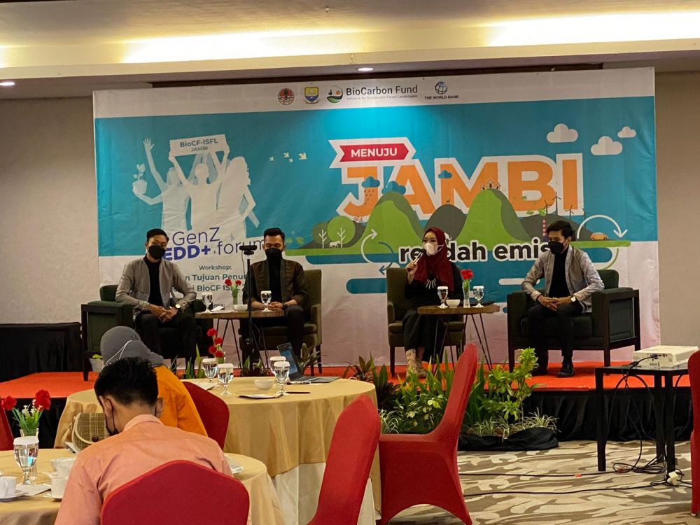 Pertemuan GenZ REDD+ 2021 yang diselenggarakan oleh Direktorat Mitigasi Perubahan Iklim, Ditjen PPI, Kementerian Lingkungan Hidup dan Kehutanan. 