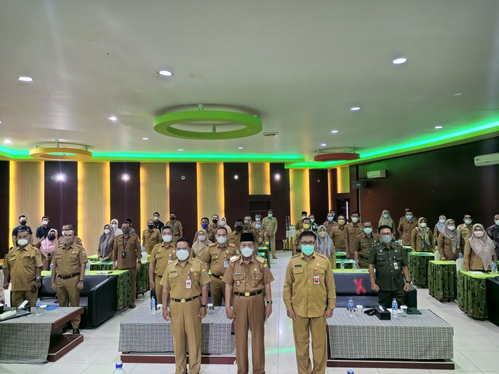 Rapat Forum Organisasi Perangkat Daerah (OPD) Bidang Koperasi dan UMKM, yang berlangsung di Hotel Golden Harvest Jambi, Senin (21/02/2022).