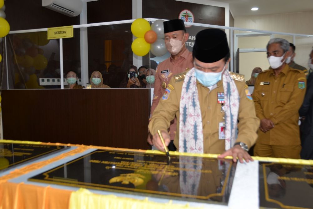 Peeresmian Poliklinik Rumah Sakit Umum Daerah (RSUD) Sultan Thaha Saifuddin