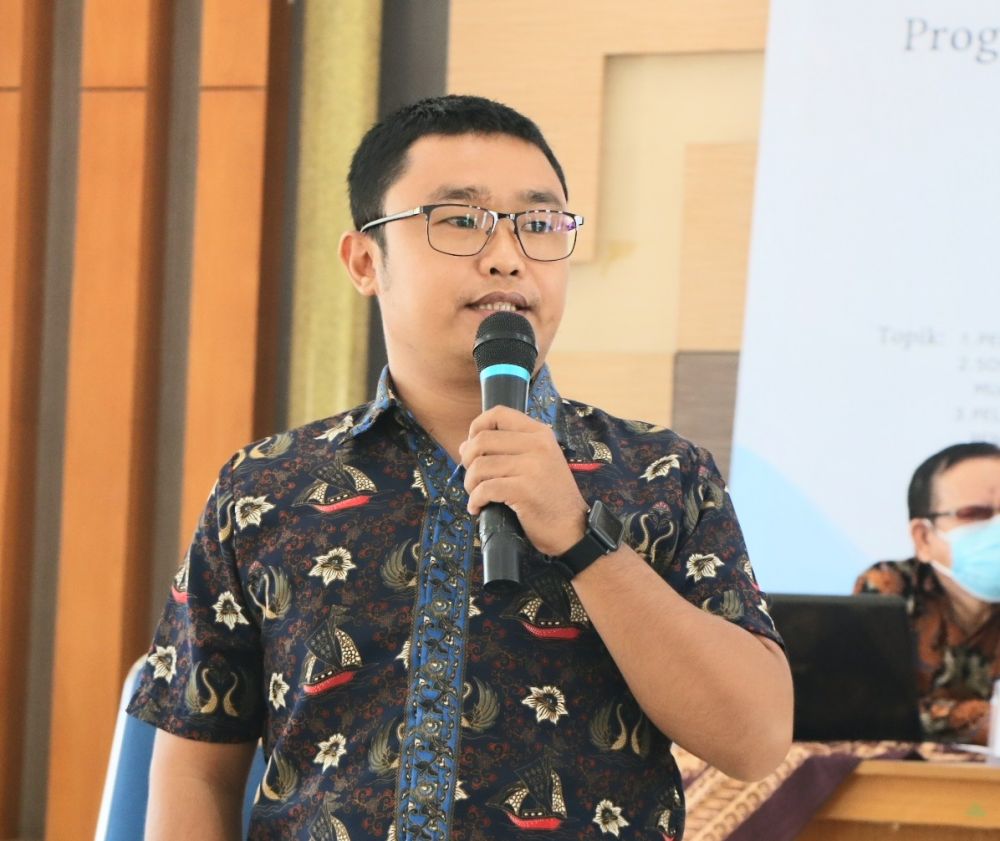 Hilman Yusra, S.Pd., M.Pd