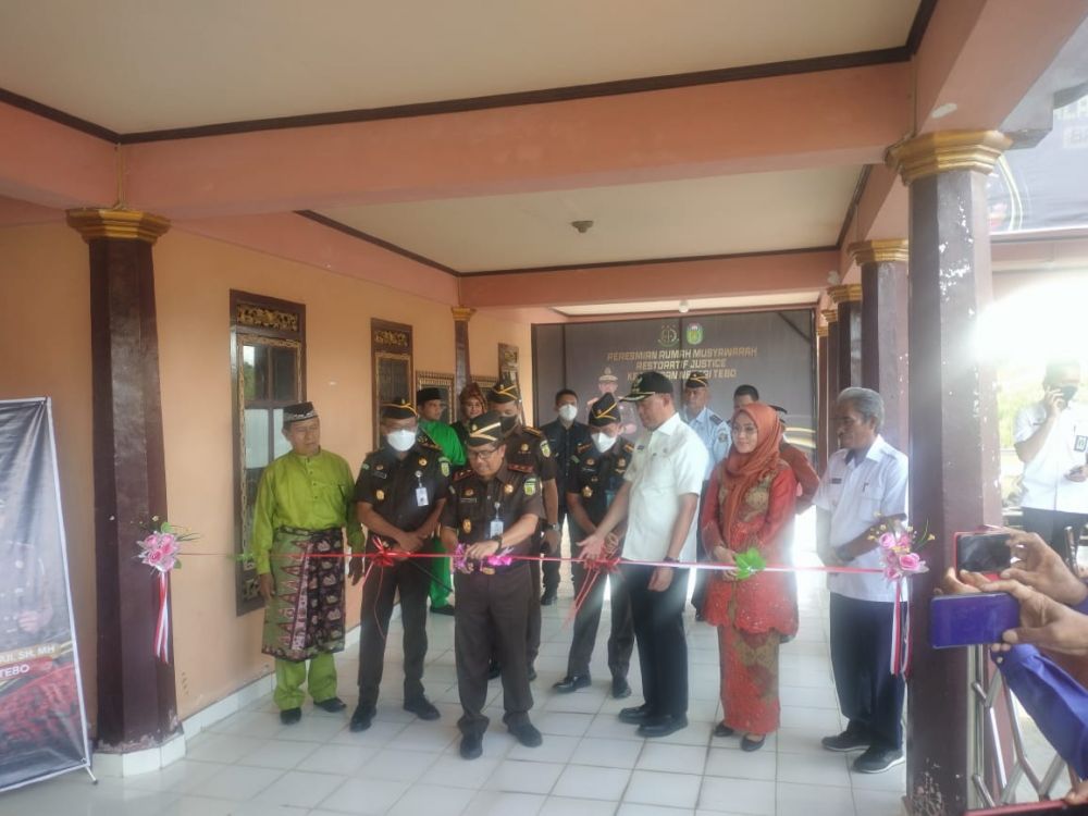 Kajati Jambi meresmikan RMR Justice Kejari Tebo
