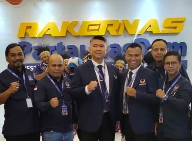 Roby bersama ketua dan Pengurus Nasdem