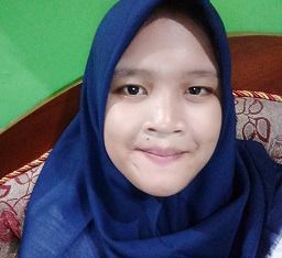 Farah Khusna Lestari 