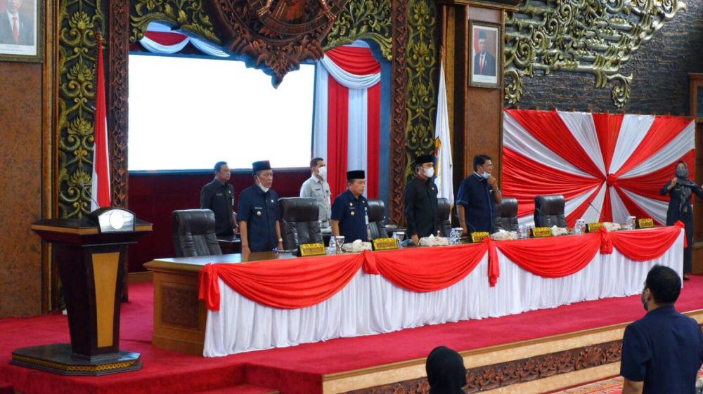 Paripurna dengan agenda penyampaian penjelasan Gubernur Jambi terhadap Ranperda Pertanggungjawaban Pelaksanaan APBD Provinsi Jambi Tahun Anggaran 2021, Selasa (12/7/2022)