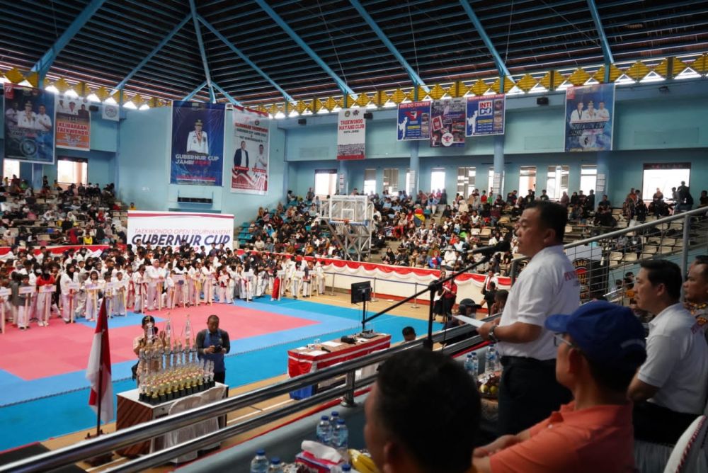 Pembukaan  Kejuaraan Takwondo Gubernur Cup 2022, yang berlangsung di GOR Kota Baru Jambi, Jum’at (19/08/2022).