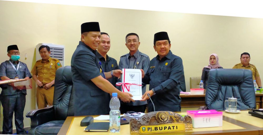 Dokumen Ranperda APBD 2023 yang disampaikan ke DPRD 