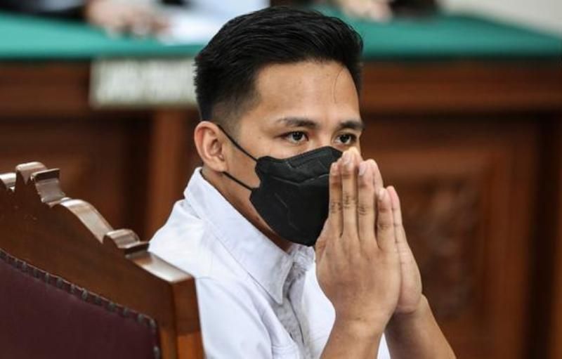  Richard Eliezer Pudihang Lumiu alias Bharada 